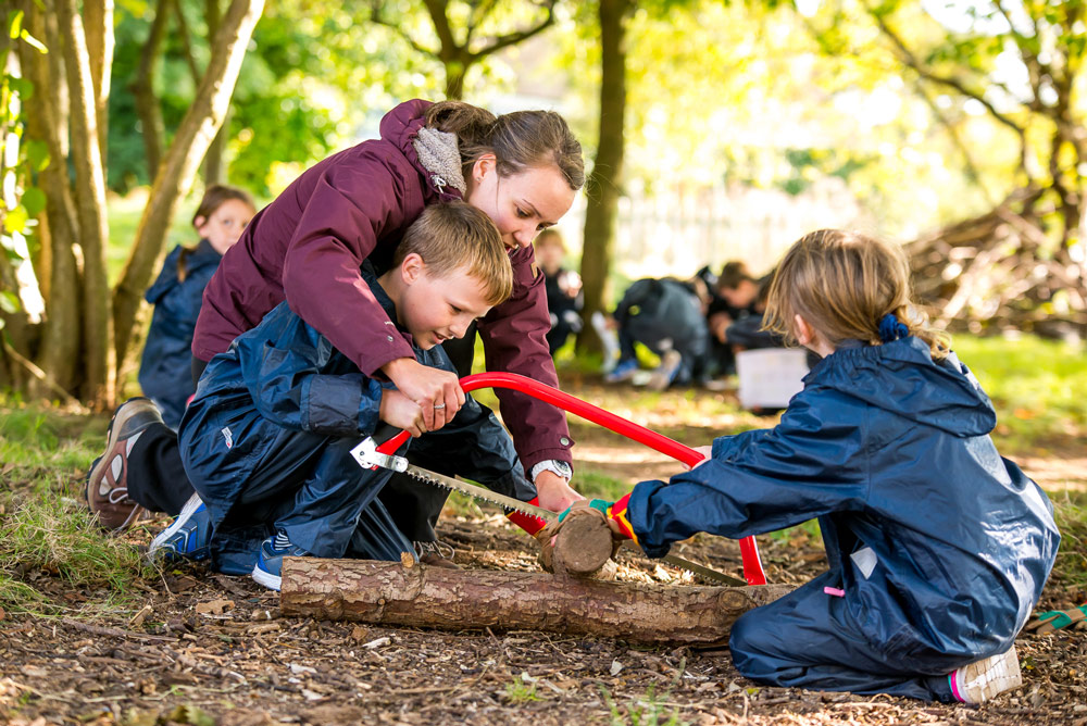 Forest schools Leasowes Primary School